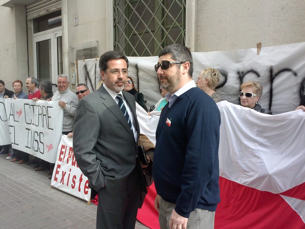 Manuel González (Portazoz IP) con Alfredo Castelló (Alcalde de Sagunto)