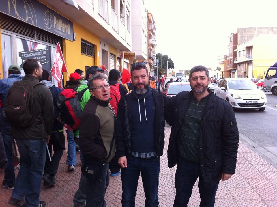 Simpatizantes de IP junto a Manuel González