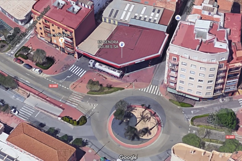 Gasolinera situada en la Avenida del Pais Valencià en Sagunto